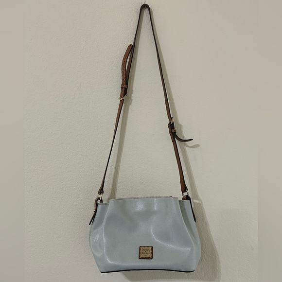 Dooney & Bourke Pebble Leather Baby Blue Crossbody Bag Travel Magnetic Closure - Picture 1 of 16